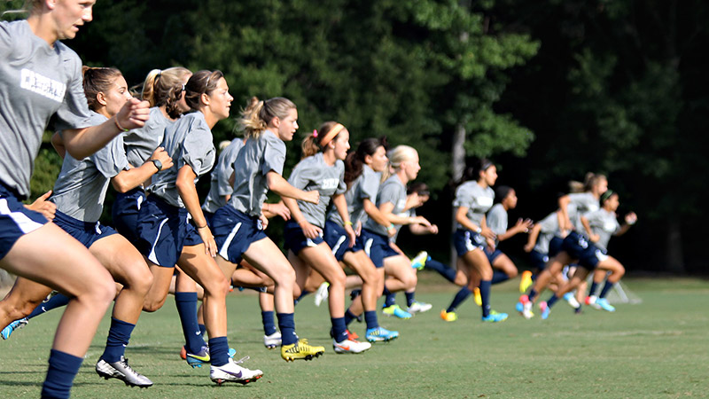 Aerobic and anaerobic discount training in soccer